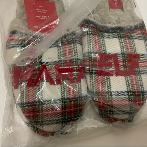 Wondershop Mama Elf Plaid Slippers 7/8 - Picture 5 of 5